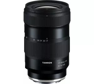 Tamron 17-50 mm F/4 Di III VXD von Tamron