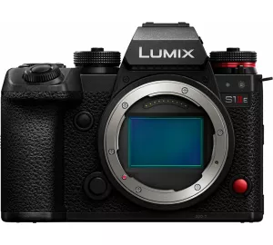 Panasonic Lumix DC-S1IIE von Panasonic